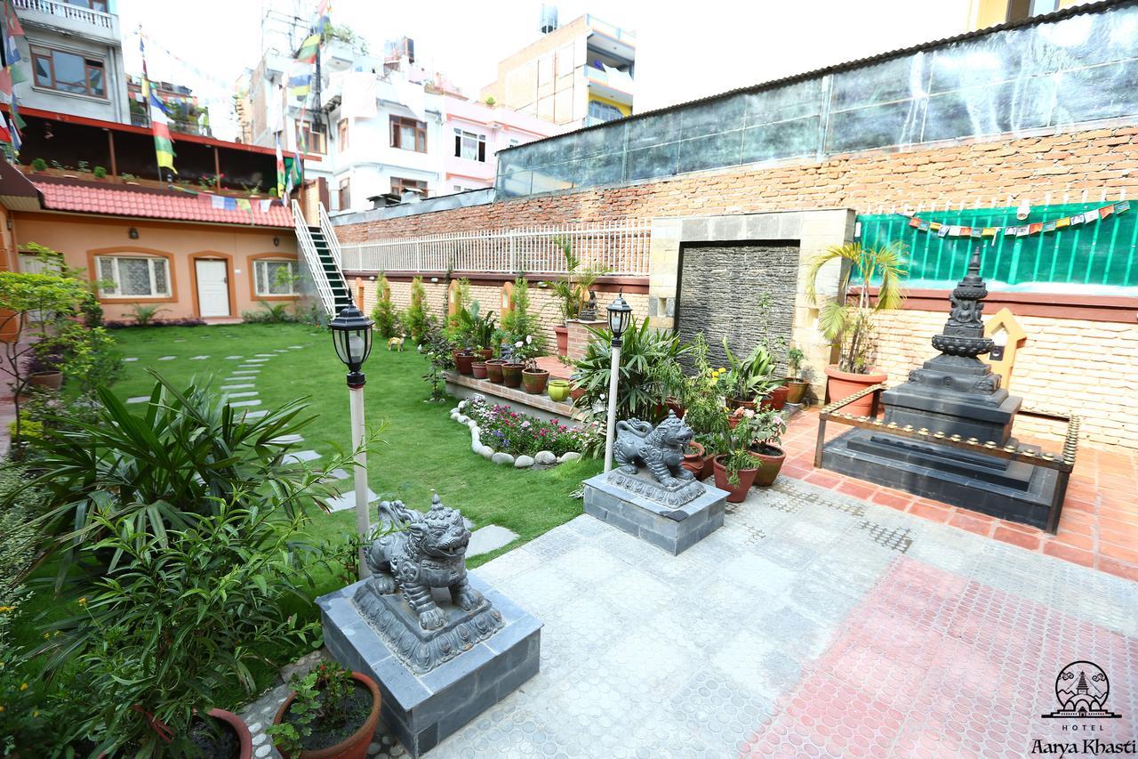 Aarya Chaitya Inn Катманду Екстериор снимка